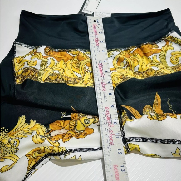 Authentic Versace Medusa Renaissance Print Leggings Black Gold Size L NWT $750 - Picture 11 of 12